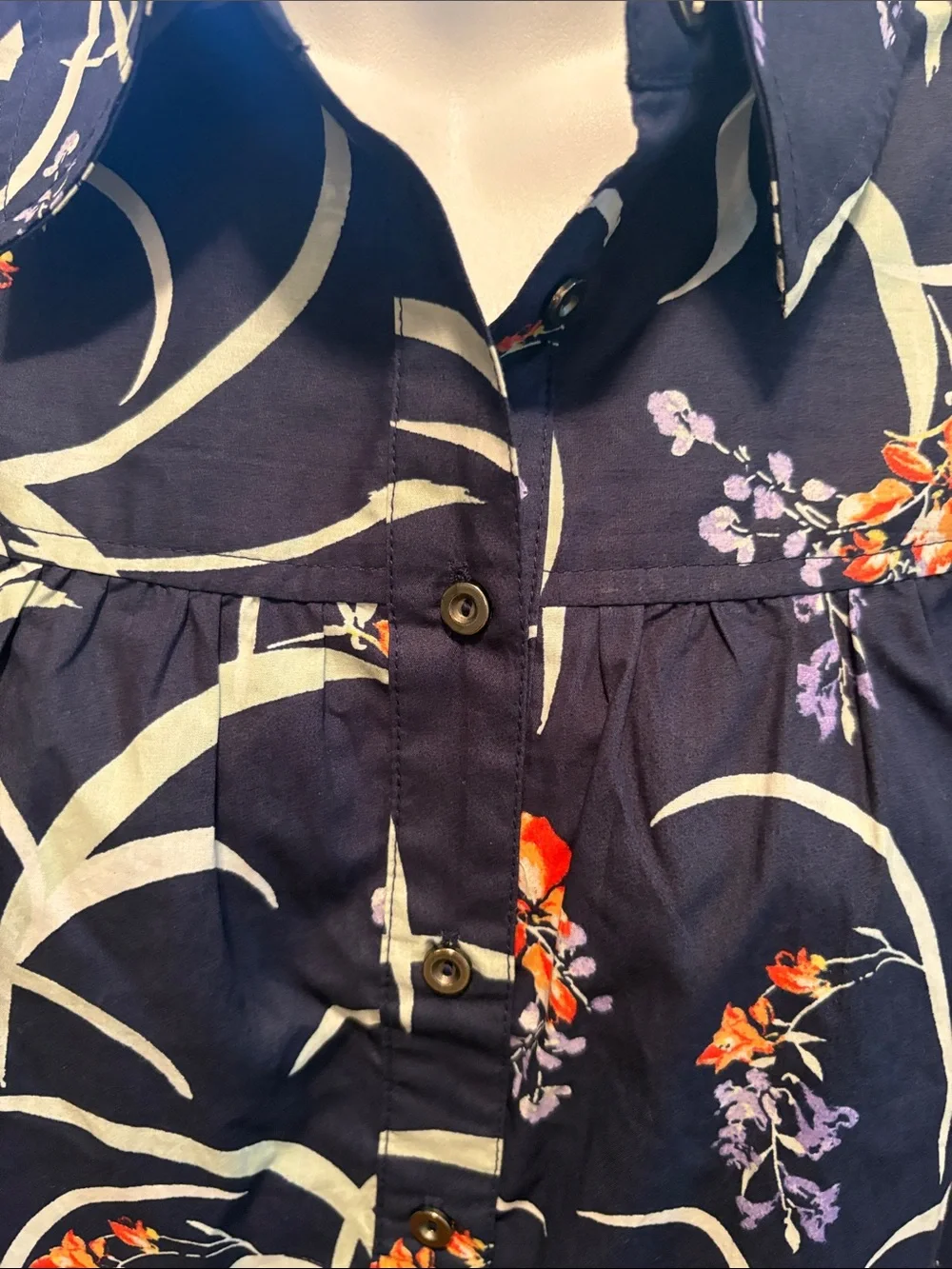 Maeve by Anthropologie XS Navy Floral Button-Front Puff Sleeve Blouse